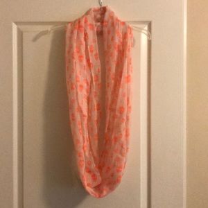 Women’s white & bright coral skull scarf